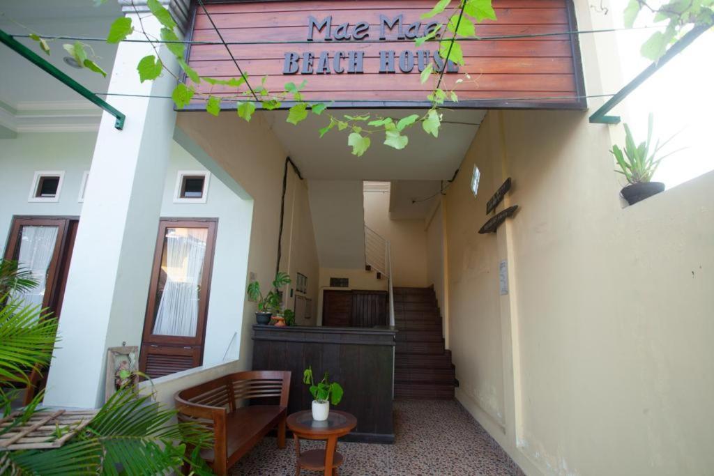 Mae Mae Beach House Batununggul Buitenkant foto