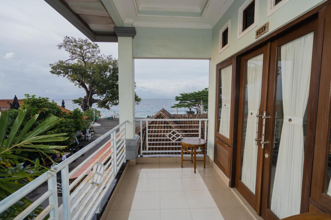 Mae Mae Beach House Batununggul Buitenkant foto