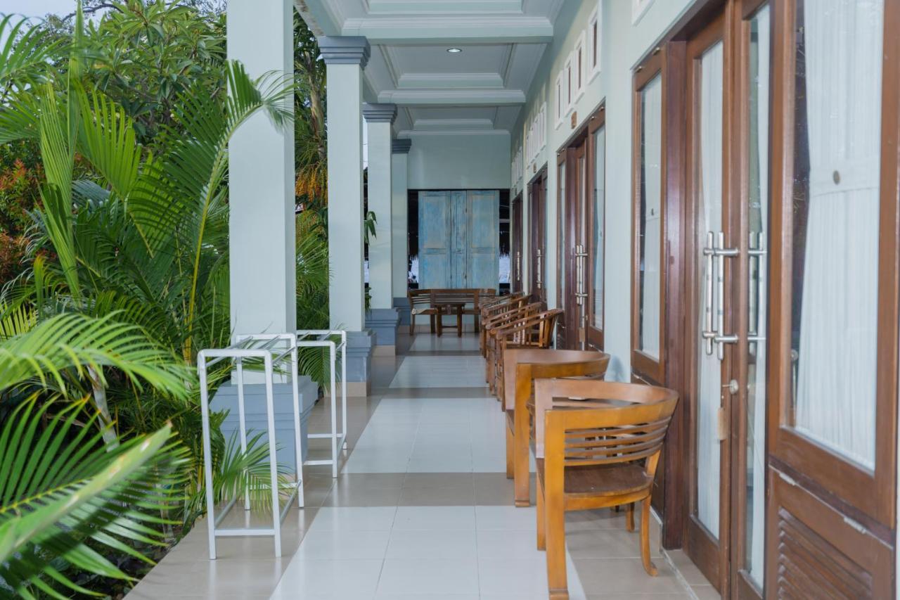 Mae Mae Beach House Batununggul Buitenkant foto